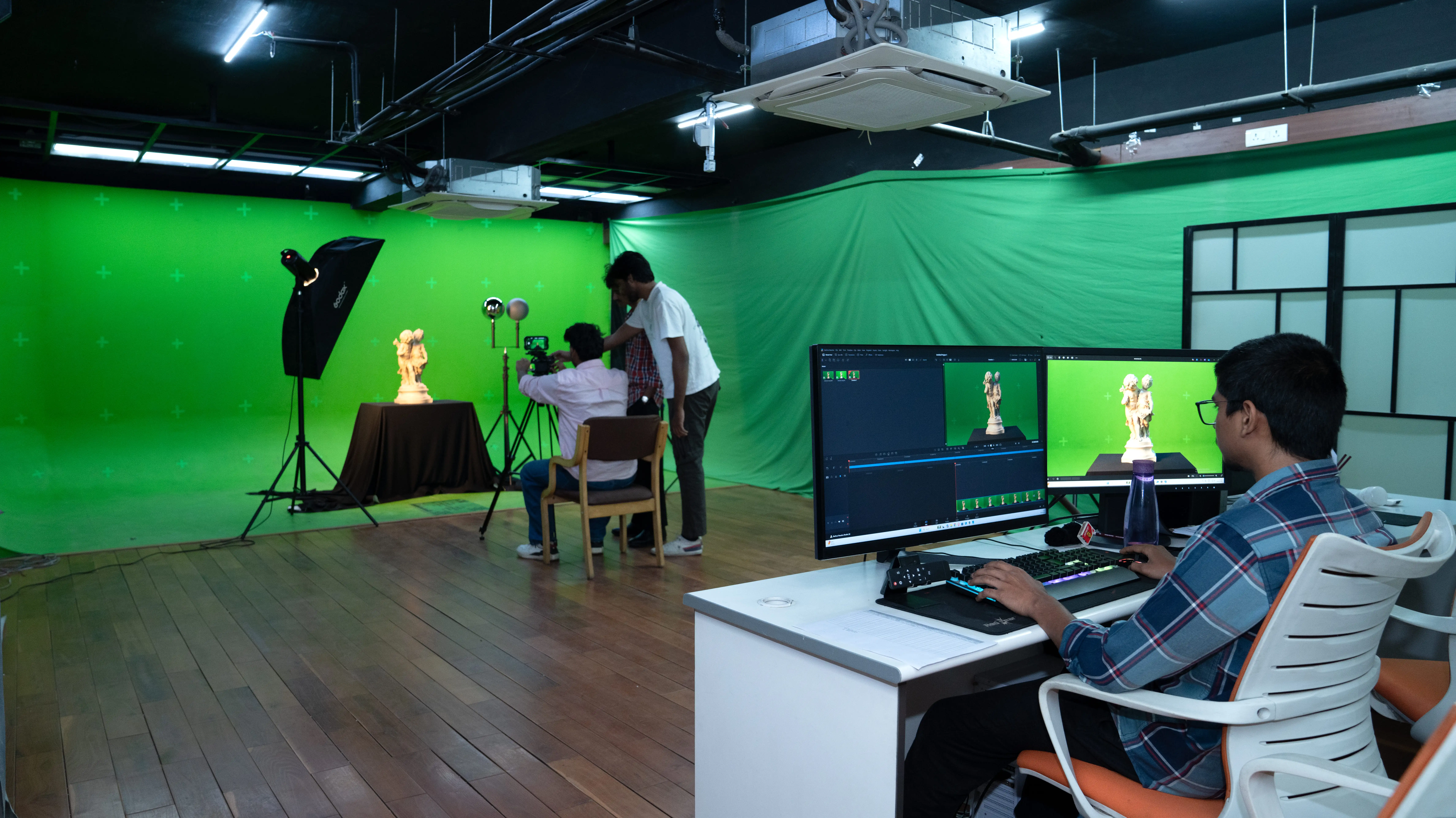 Green Matte Room